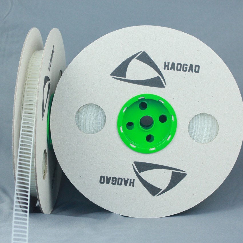 弹性胶钉：70mm 弹性胶针 梯形胶钉 环保排针 玩具绑扎带 纸卡固定胶针